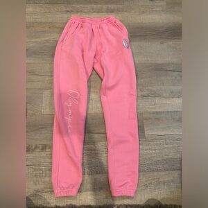 Olympia 2023 pink sweatpants